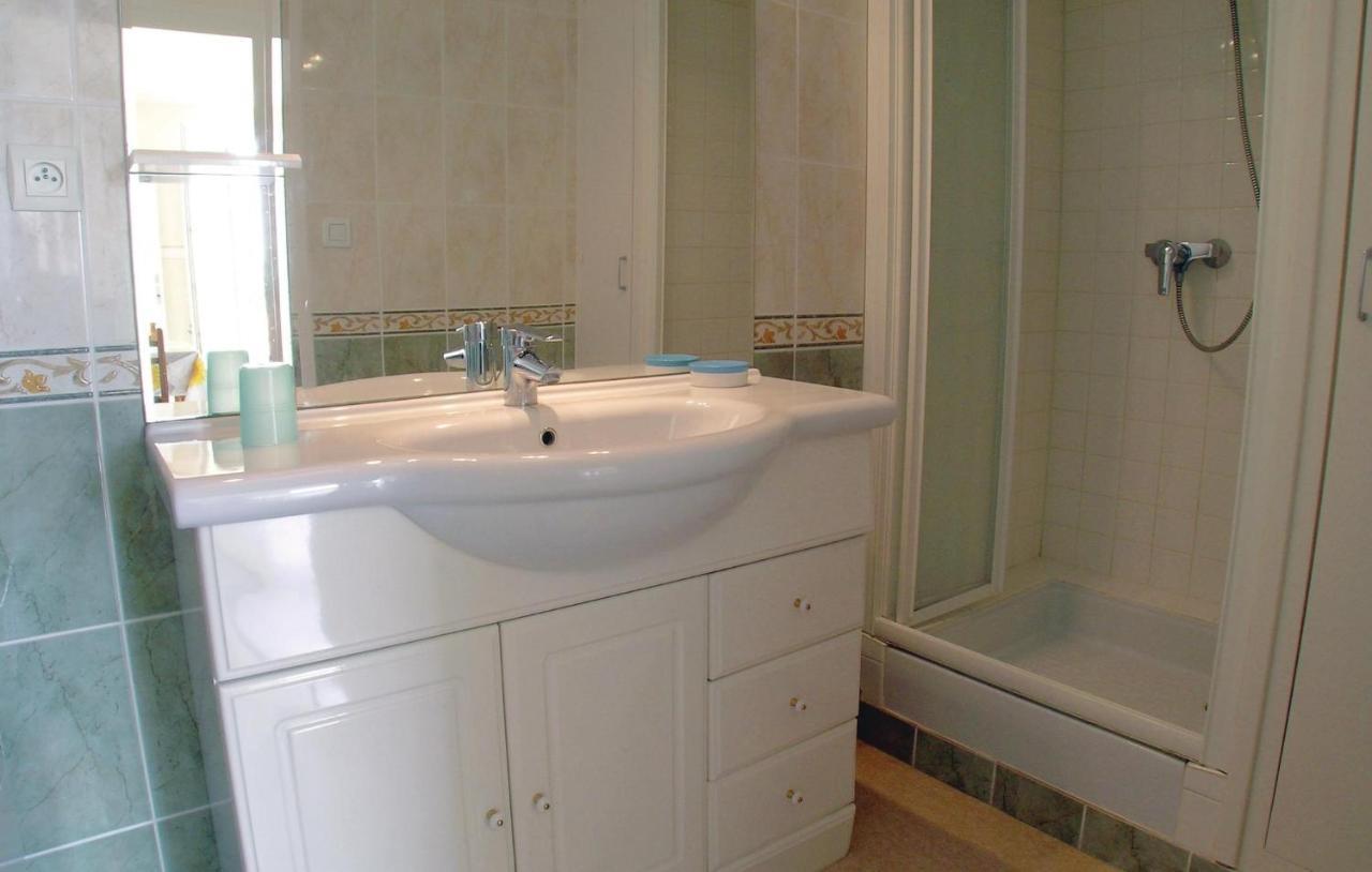 Amazing Apartment In Vaux Sur Mer With Wifi Eksteriør billede